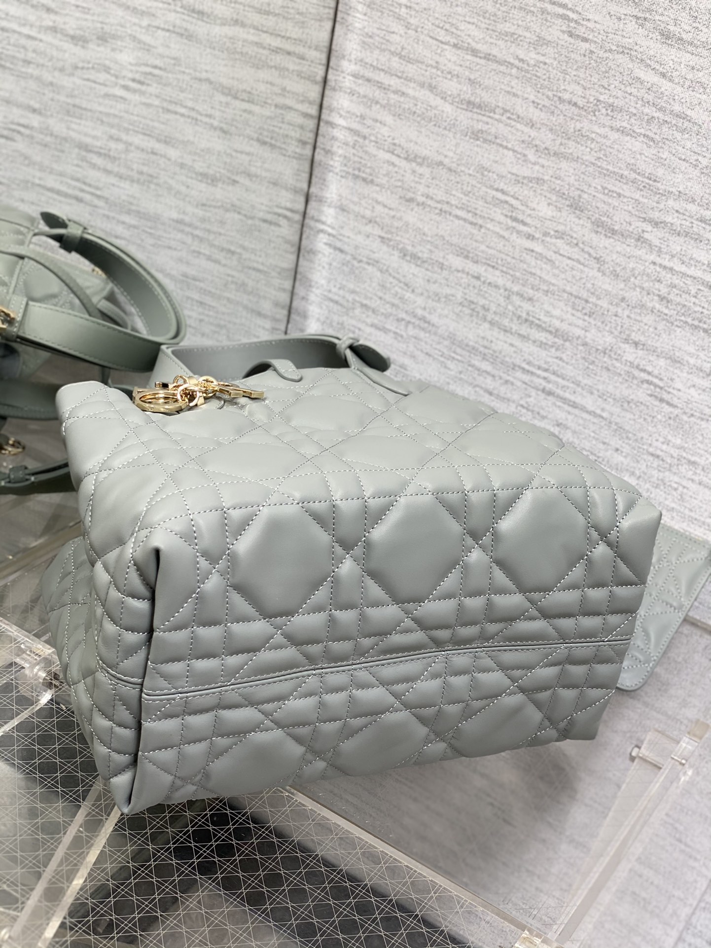 Medium Dior Toujours Bag Gray Macrocannage Calfskin